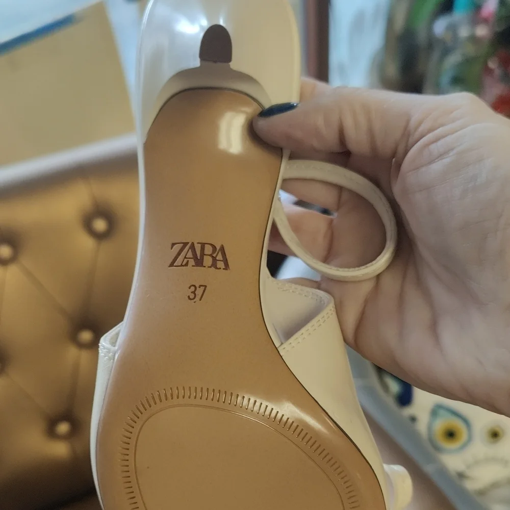 Zara Cream Pointed Toe Slingback Heels with Bow Accent - Picture 2 of 6